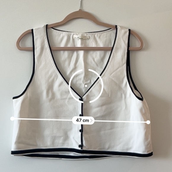 Black and white vest top tank - Picture 9 of 10